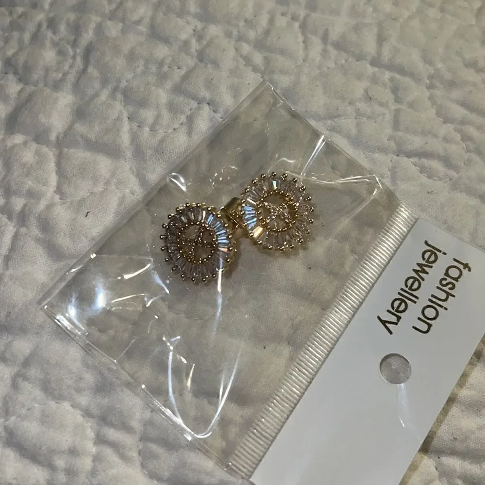 New Round Earrings